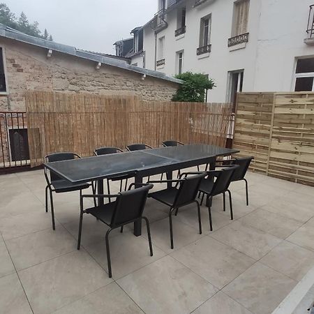 Apartamento Maison Face A La Dordogne Avec Terrasse La Bourboule Exterior foto